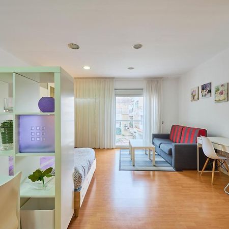Precioso Loft En Badalona Centro Apartment Luaran gambar