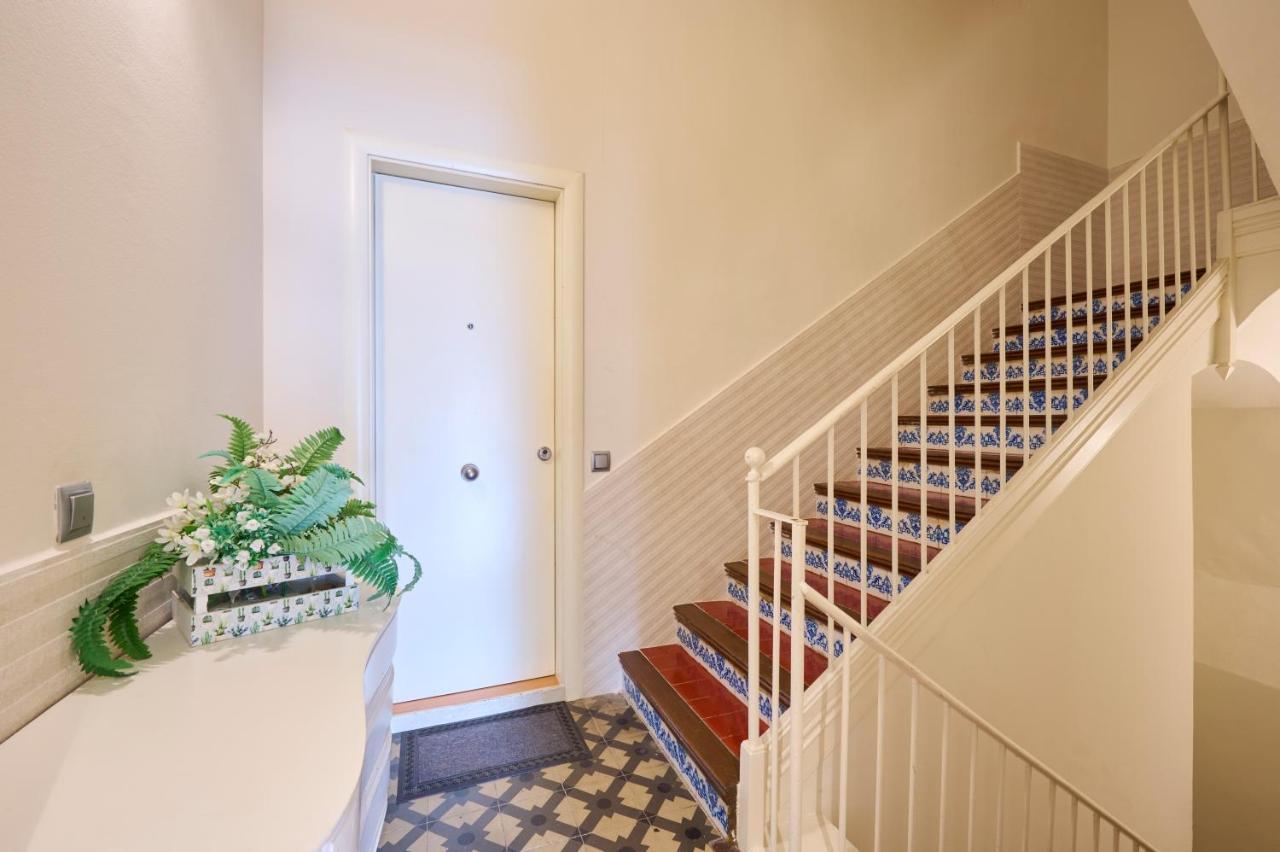 Precioso Loft En Badalona Centro Apartment Luaran gambar