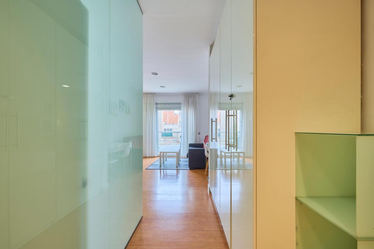 Precioso Loft En Badalona Centro Apartment Luaran gambar