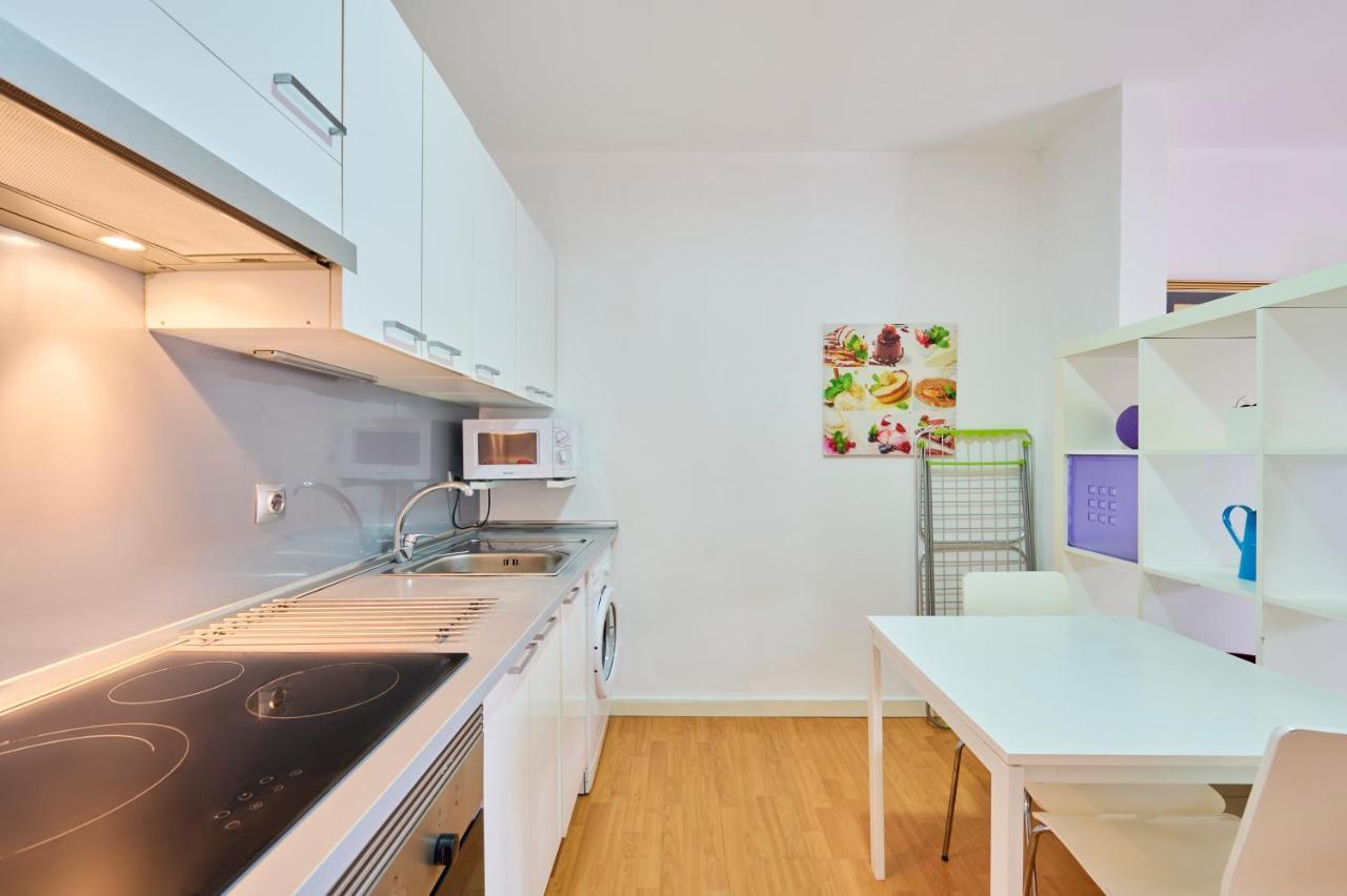 Precioso Loft En Badalona Centro Apartment Luaran gambar