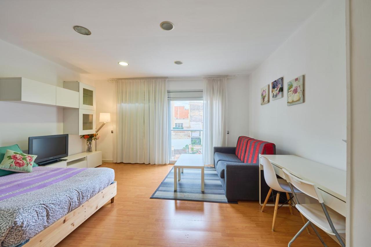 Precioso Loft En Badalona Centro Apartment Luaran gambar